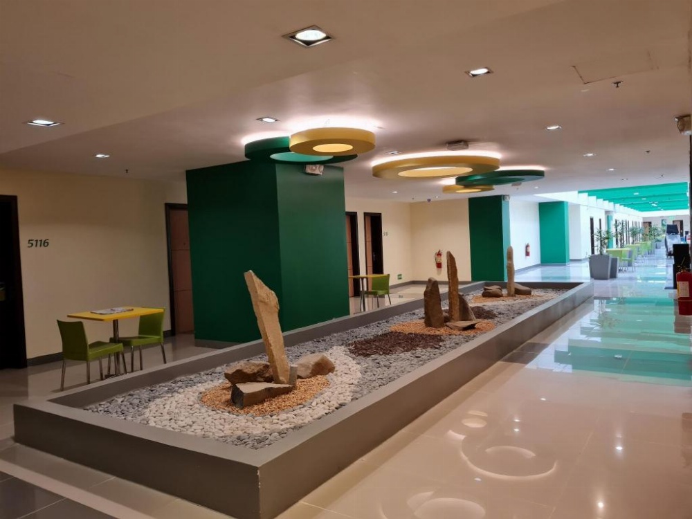 Go Hotels Otis-Manila (Multiple-Use Hotel)
