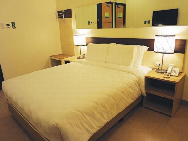 Go Hotels Otis-Manila (Multiple-Use Hotel) image 1